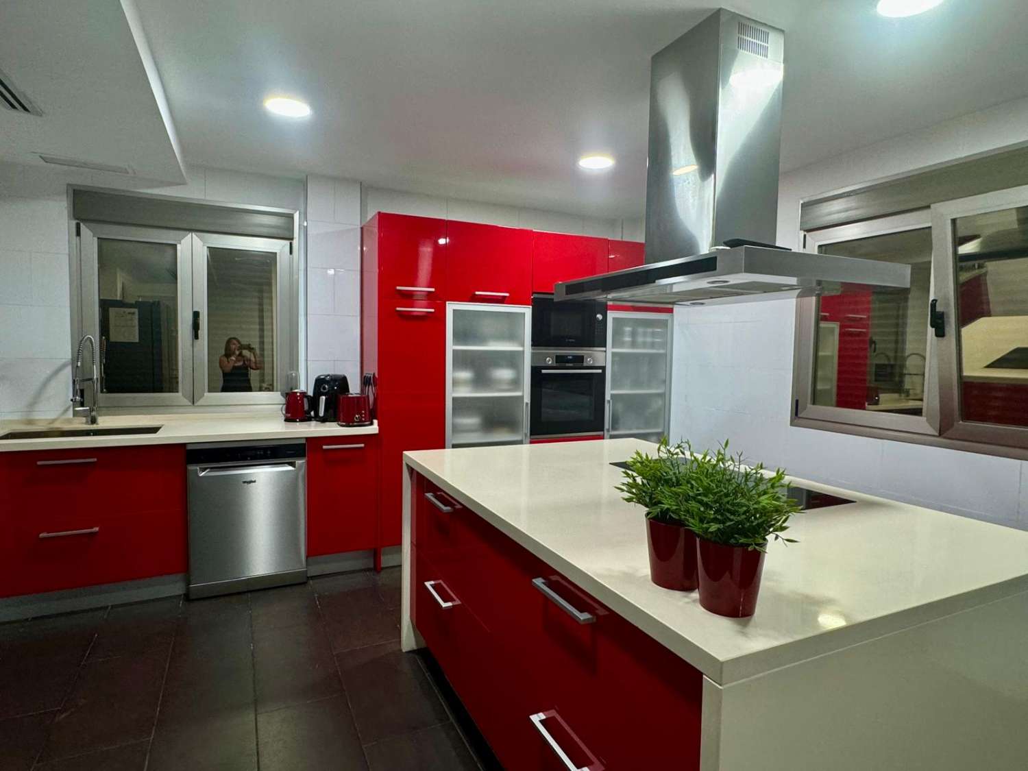 Venta Chalet de Lujo. Se acepta formula alquiler con opción a venta y permuta como parte de pago