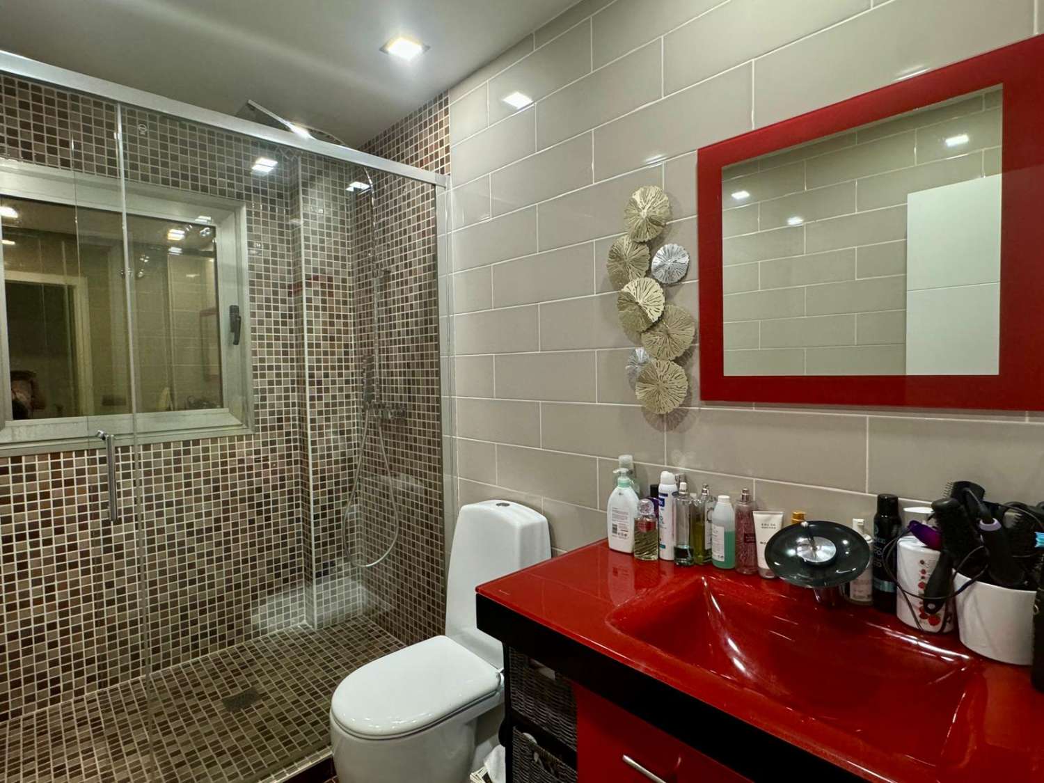 Venta Chalet de Lujo. Se acepta formula alquiler con opción a venta y permuta como parte de pago