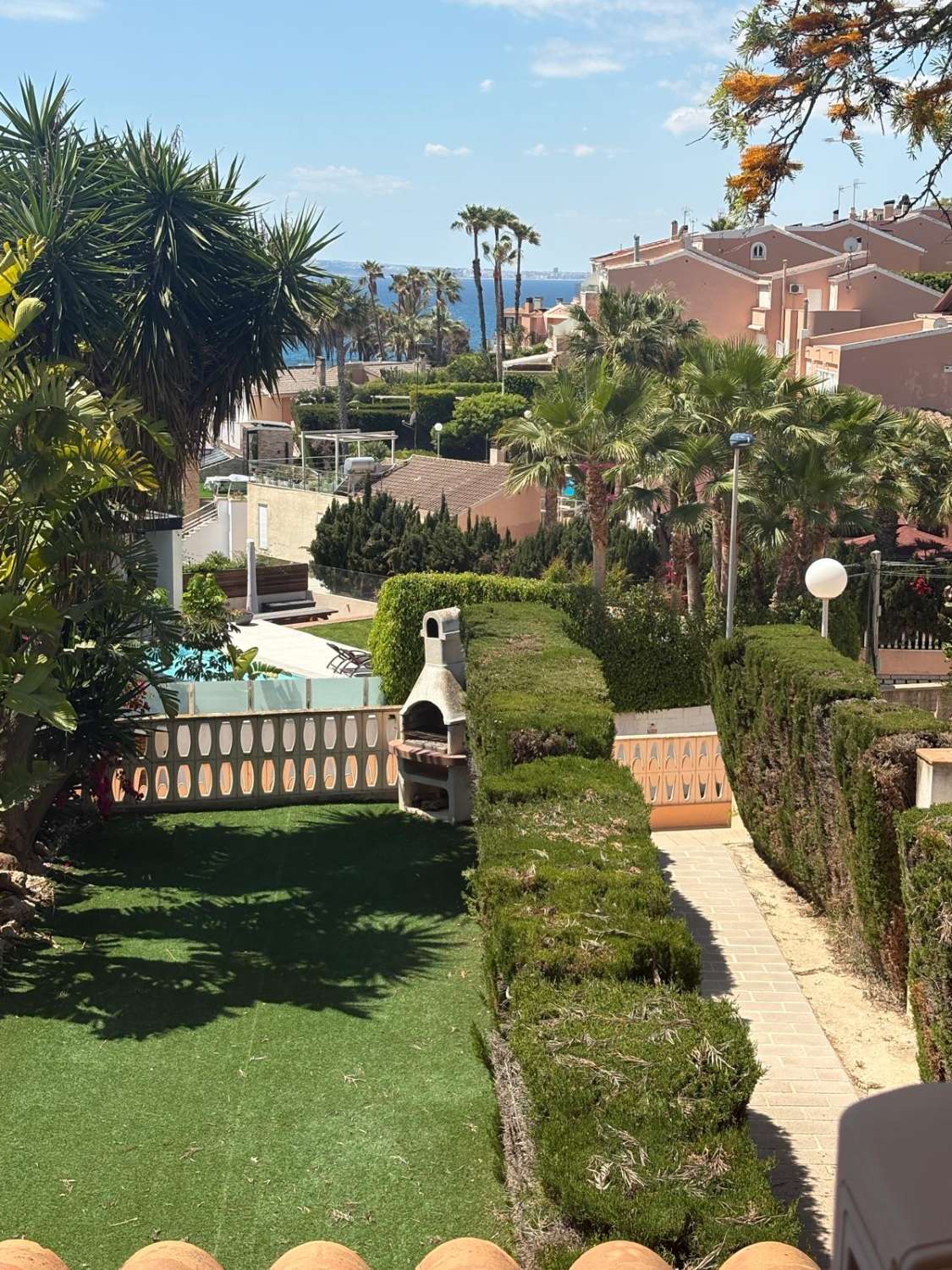 ESTUPENDO PAREADO CON VISTA AL MAR EN EL CABO