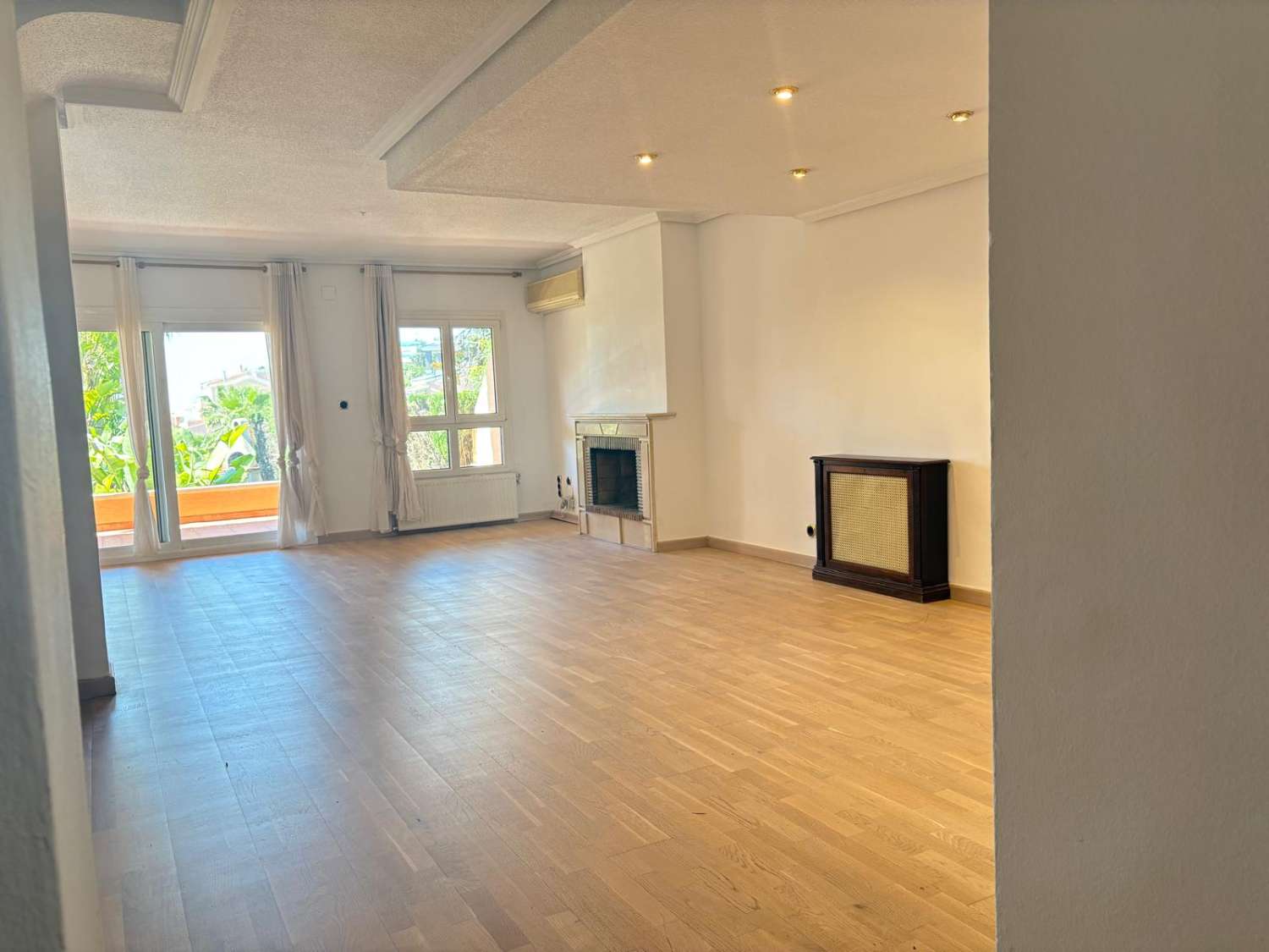 ESTUPENDO PAREADO CON VISTA AL MAR EN EL CABO