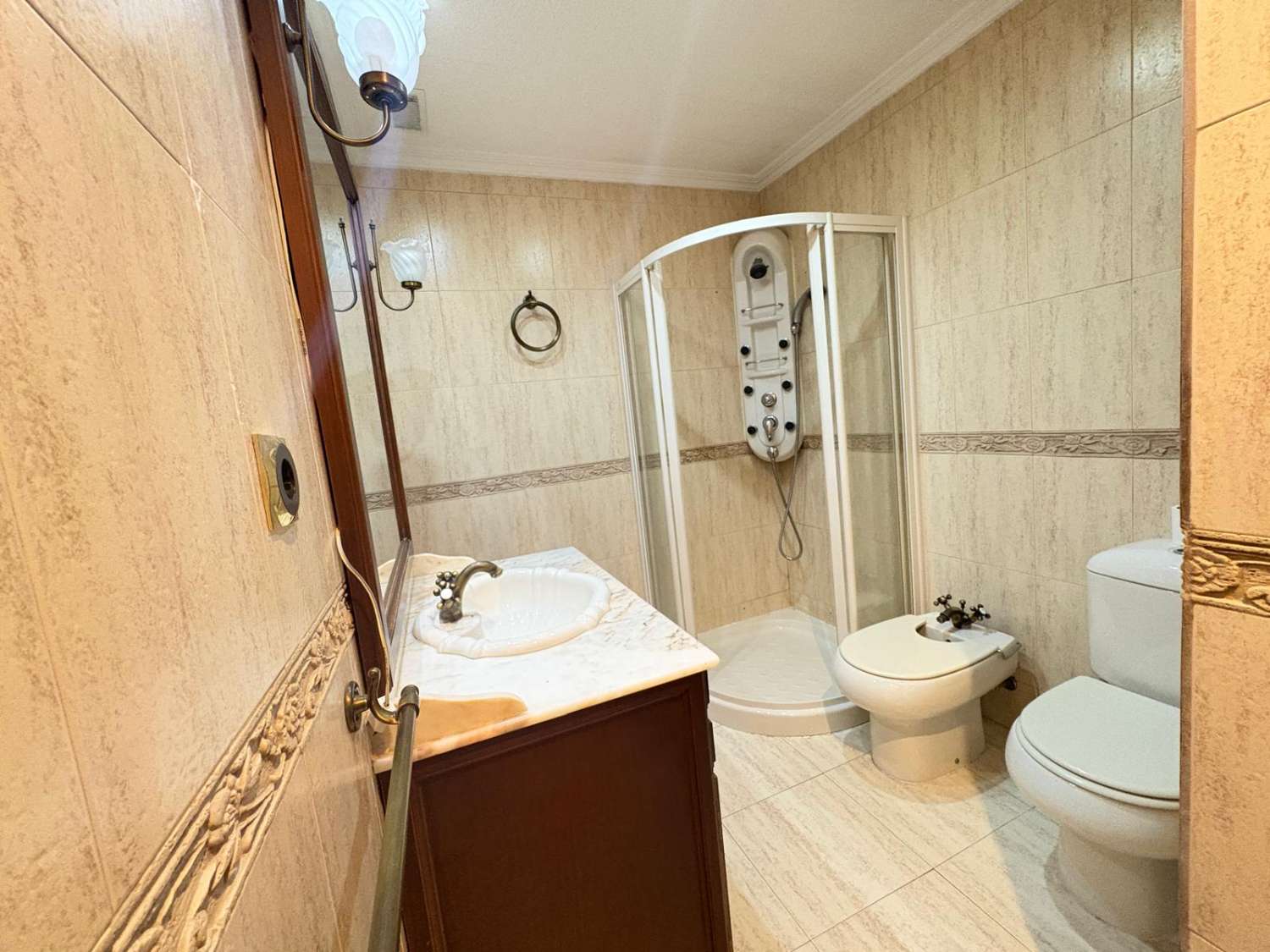 ESTUPENDO PAREADO CON VISTA AL MAR EN EL CABO