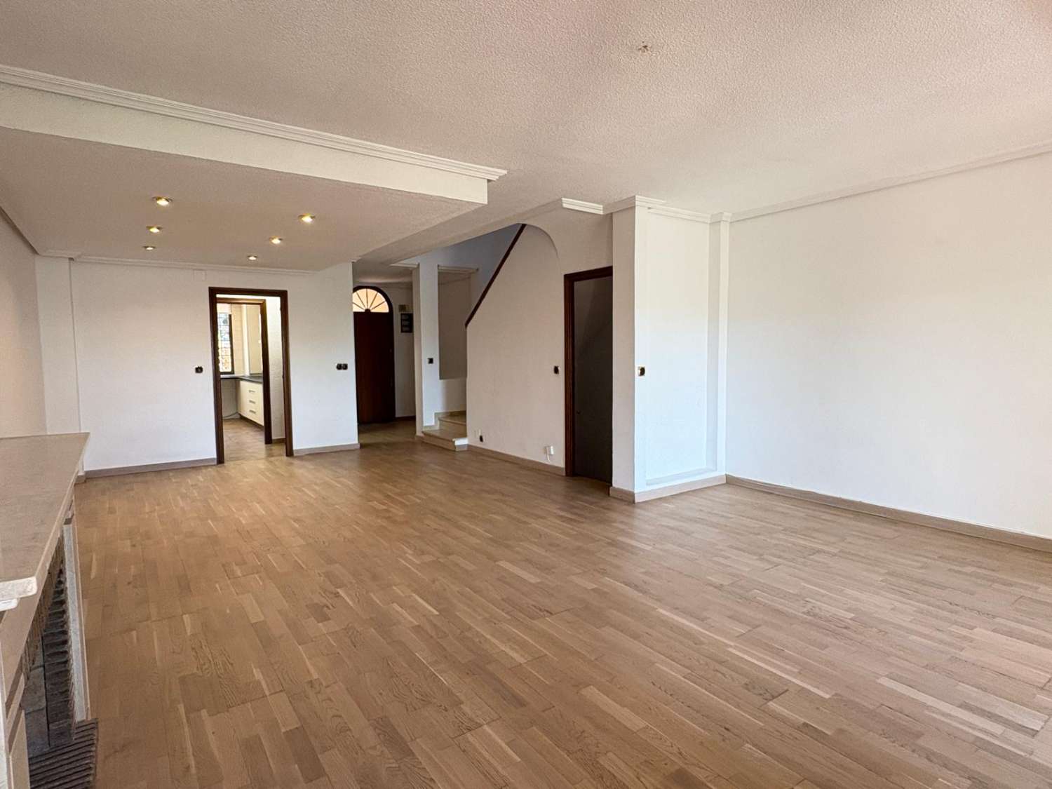 ESTUPENDO PAREADO CON VISTA AL MAR EN EL CABO