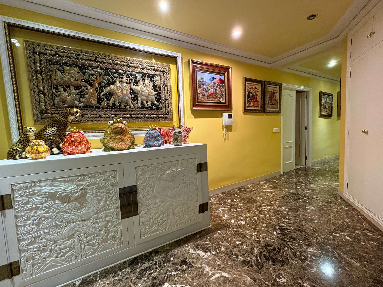 MANSION UNICA EN ALICANTE EN ZONA RESIDENCIAL DE SAN VICENTE DEL RASPEIG