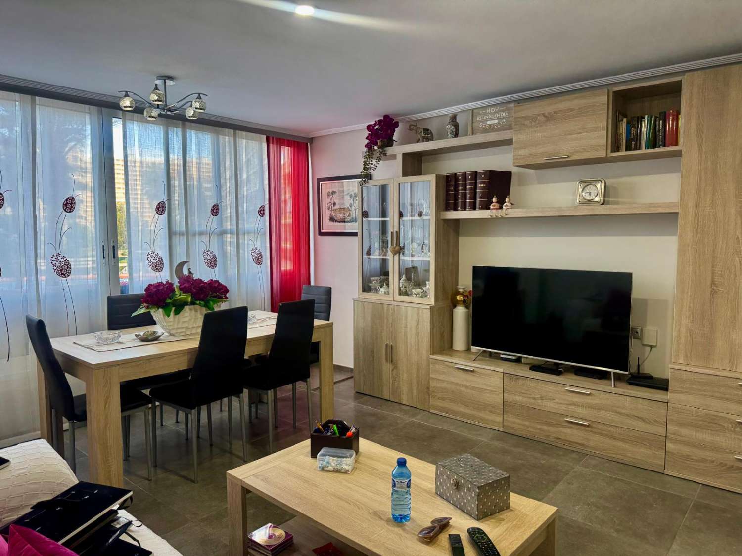 Amplio piso en playa con Urbanización