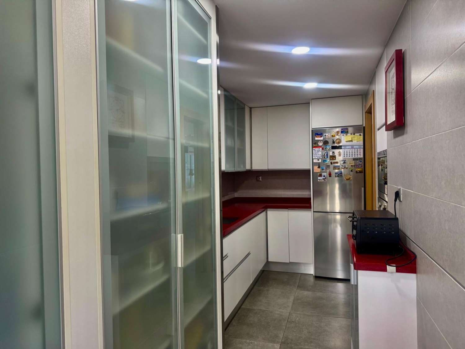 Amplio piso en playa con Urbanización