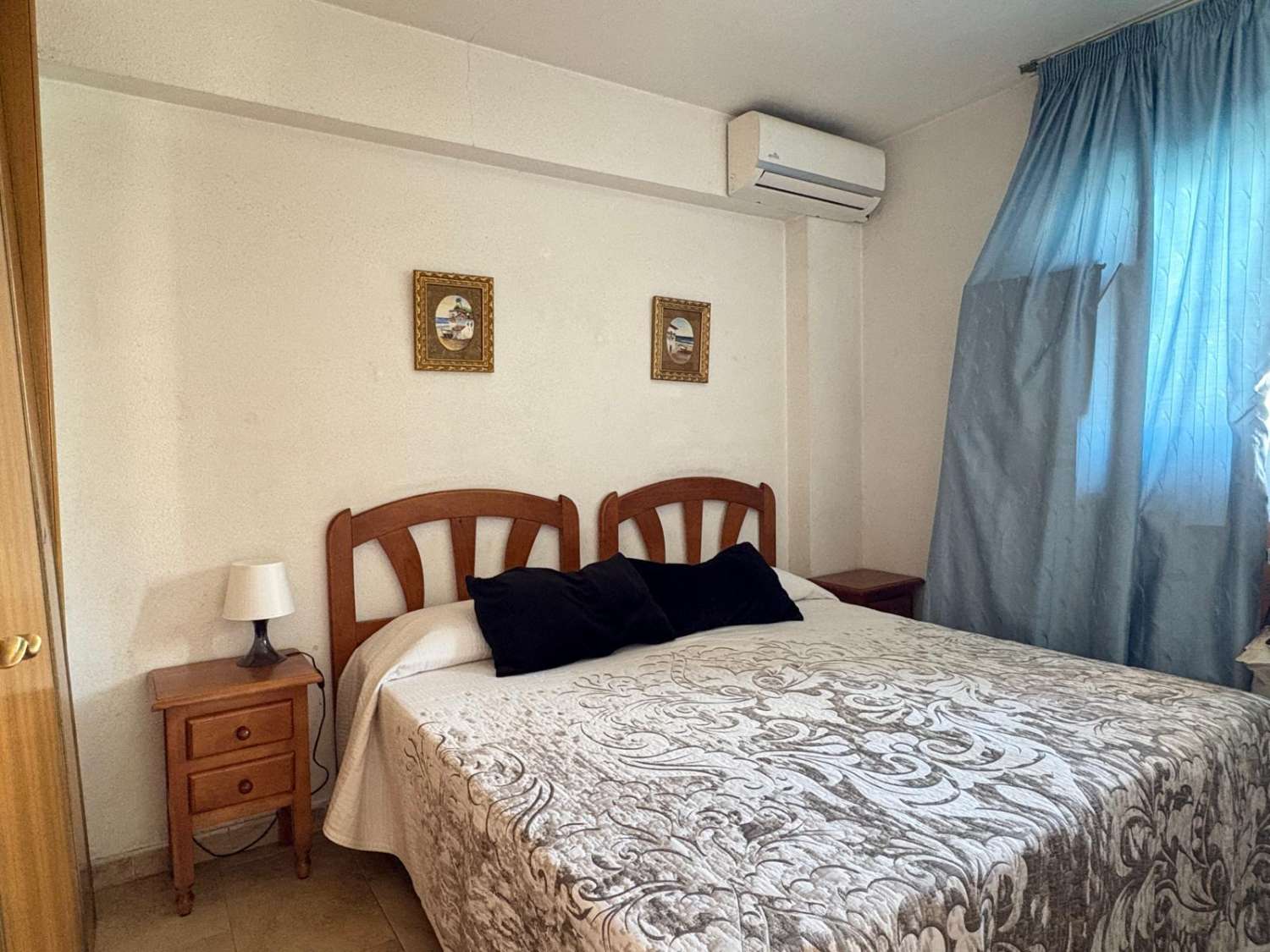 2 linea Playa San Juan, orientación sur, urbanización