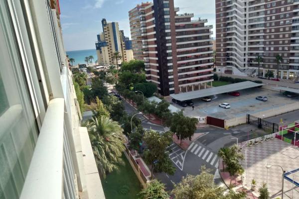 2 linea Playa San Juan, orientación sur, urbanización