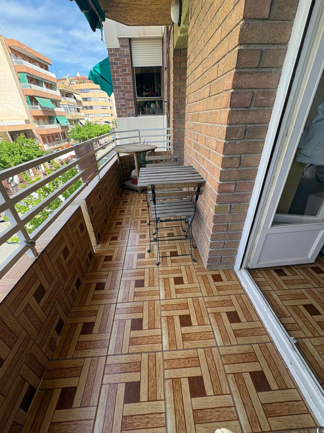 En pleno centro, piso muy amplio y luminoso